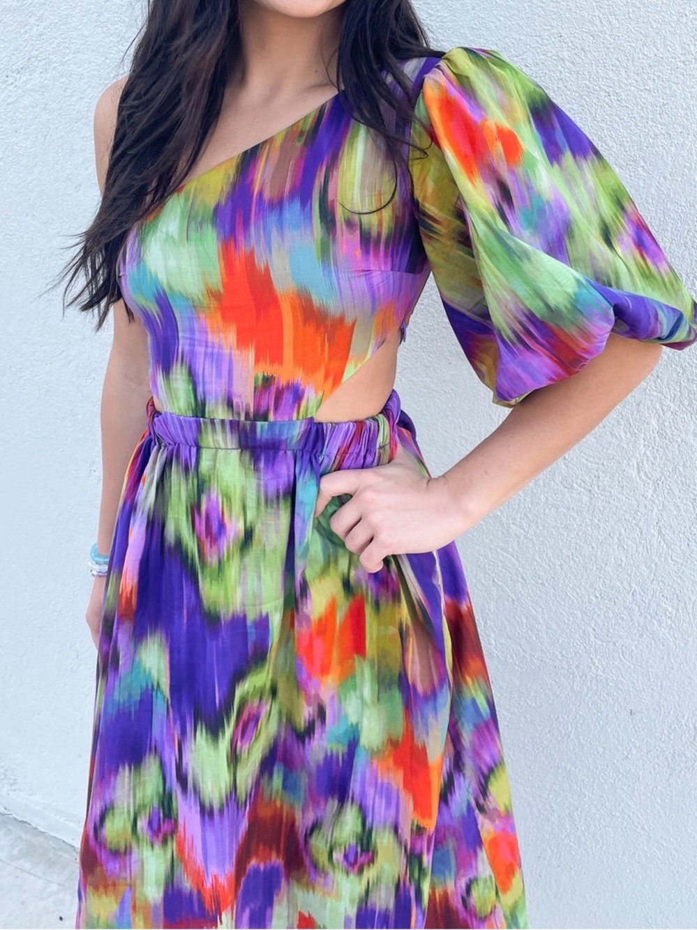 Women’s KARLIE Causing a Commotion cut out midi dress- Size Large